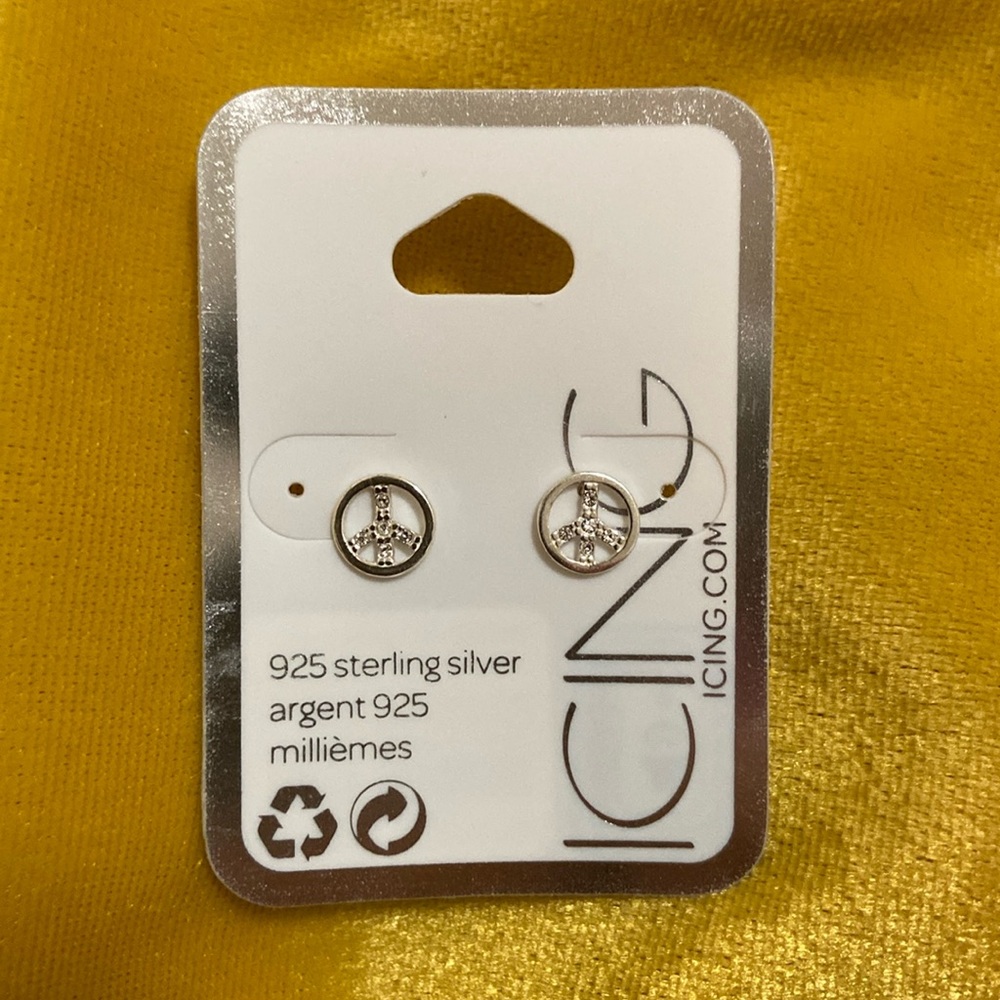 925 sterling silver peace sign earring